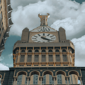 Makkah Clock Royal Tower A Fairmont Hotel thumb 2